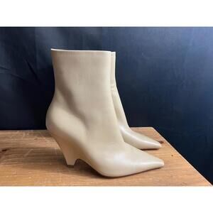 NWOB Bottega Veneta BEIGE Leather Pointed Toe Wedge Ankle PUNTA Boots EU 35 US 5